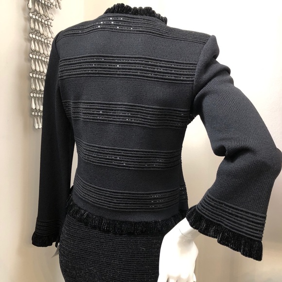 St. John Evening Marie Gray Black Emb. Skirt Suit - Picture 5 of 8